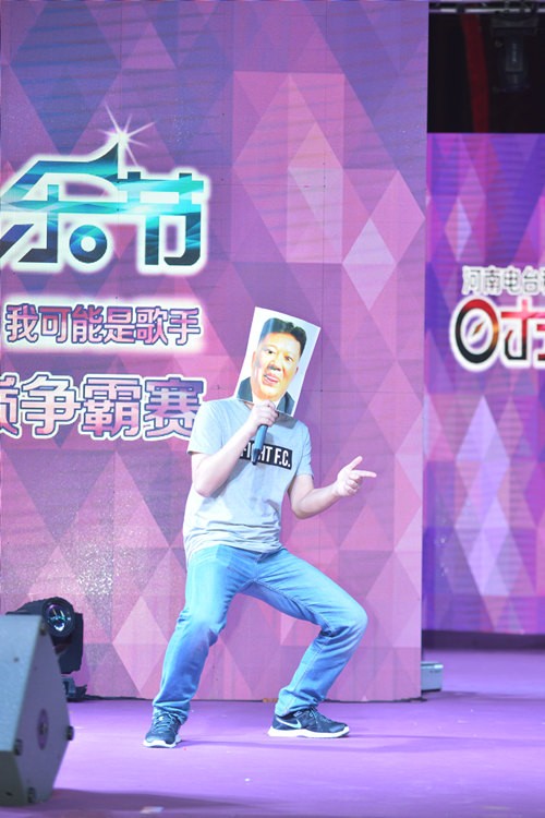 不過隨后的阿強老師現(xiàn)場傳授RAP教程，同樣不遜于老楊呢！！