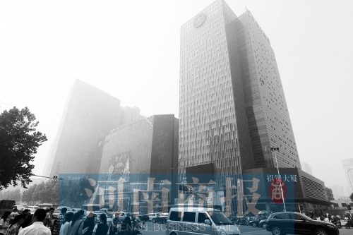 昔日關(guān)虎屯所在地，如今成鄭州最繁華地段之一 記者 鄧萬里/攝