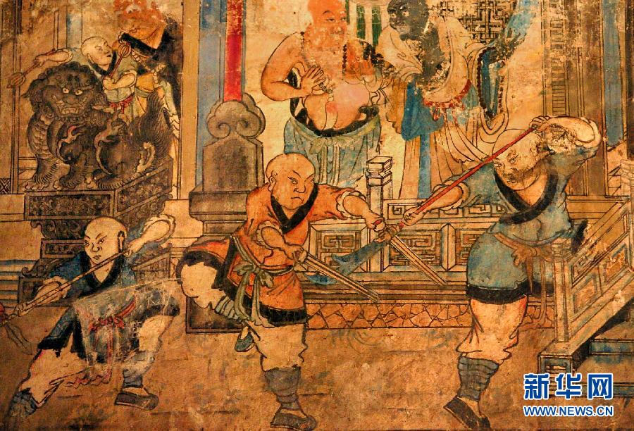 少林寺白衣殿內的墻上表現(xiàn)少林武僧習武練拳的壁畫(局部,2005年9月15日攝)。