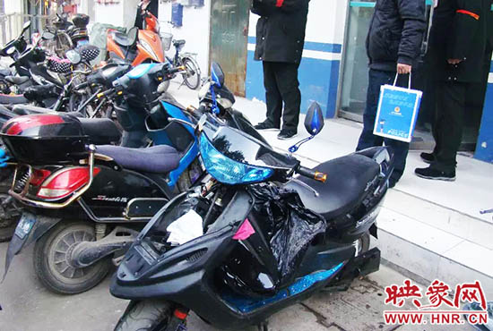 被撬的電動(dòng)車。
