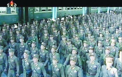 約2萬名朝鮮朝鮮人民軍基層軍官近日陸續(xù)抵達平壤，準(zhǔn)備出席軍方大會。