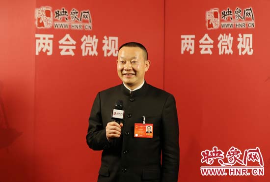 全國人大代表劉文新接受映象網(wǎng)“兩會(huì)微視”訪談。