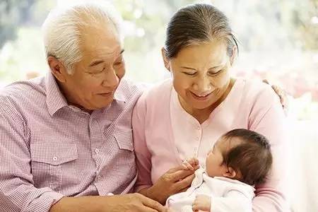 2016年，基本公共衛(wèi)生服務(wù)項目年人均財政補助標準提高到45元。