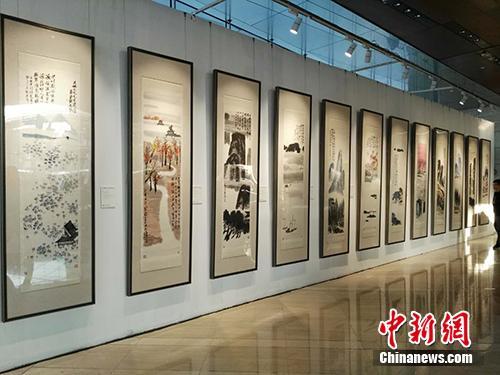 齊白石作品《山水十二條屏》在北京展出。<a target='_blank'  _fcksavedurl='http://www.chinanews.com/' _fcksavedurl='http://www.chinanews.com/' >中新網(wǎng)</a>記者 宋宇晟 攝