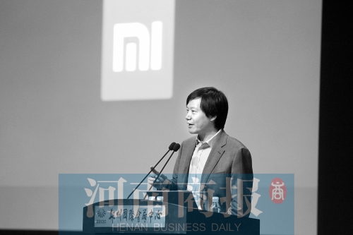 小米科技董事長(zhǎng)雷軍說(shuō)，互聯(lián)網(wǎng)思維就七個(gè)字：專注、口碑、極致、快