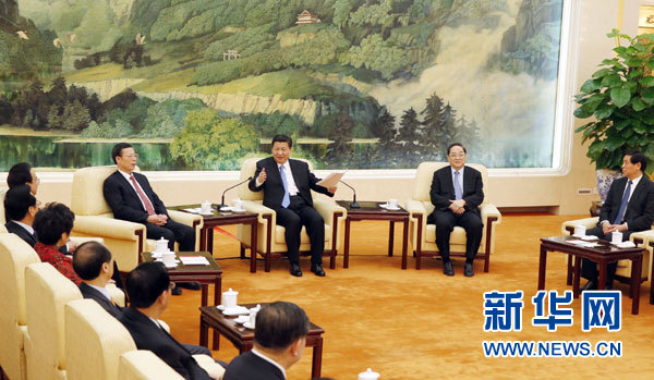 1月22日，習(xí)近平、俞正聲、張高麗等在北京人民大會(huì)堂同黨外人士歡聚一堂，共迎新春。