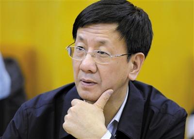 昨日，最高檢檢察長曹建明在遼寧團參加“兩高”報告分組審議。記者 陳杰 攝