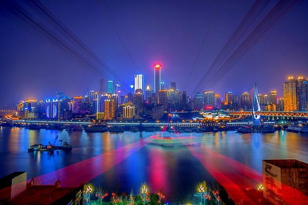 中原地產(chǎn)數(shù)據(jù)顯示，8月最后一周，上海市新建商品住宅成交已連續(xù)5天破千，昨日（8月31日）更是達到單日成交1123套。