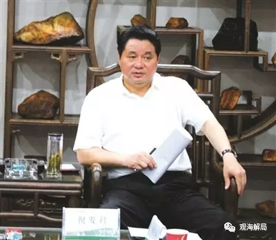 對于商人、老板的“雅贈”，倪發(fā)科從不拒絕