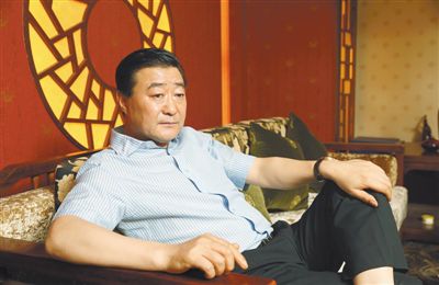 5月26日，張新明在北京接受新京報記者專訪時表示，在與華潤的合資公司中，他被“邊緣化”了，公司出現了