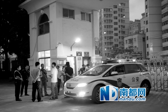 　接人的親戚和校方一度沒談攏,雙方甚至差點鬧到派出所。