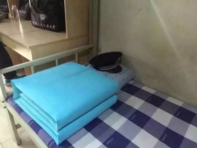 這個(gè)學(xué)校的男生宿舍火了！女同學(xué)都喊著要嫁