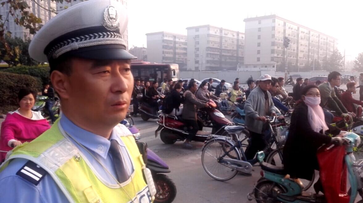 上班表情：1逗2羞3怕 你是哪個(gè)？